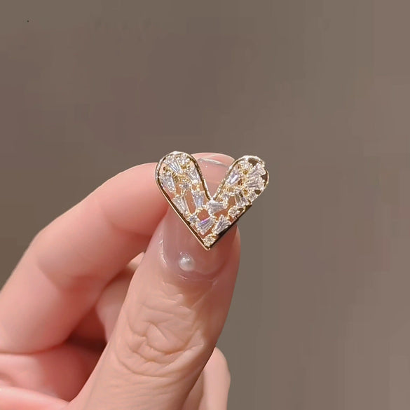 Women's Alloy Electroplating Flower Style Brooch