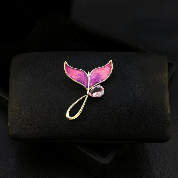 Women's Alloy Fishtail Antiglare Brooch With Animal Pattern And Electroplating Design
