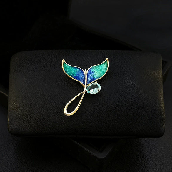 Women's Alloy Fishtail Antiglare Brooch With Animal Pattern And Electroplating Design