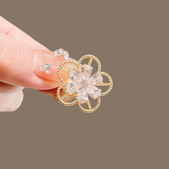 Women's Alloy Flower Brooch With Electroplating Natural Style