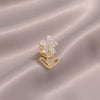 Women's Alloy Flower Brooch With Electroplating Treatment Light Luxury Highend Sense