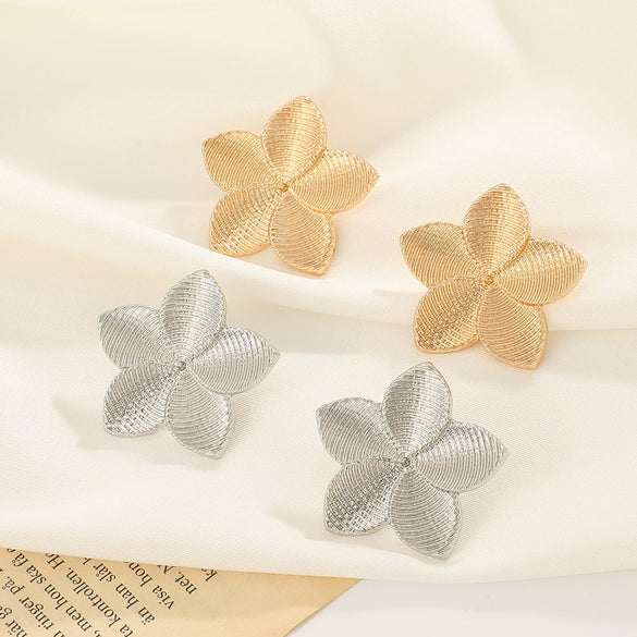 Women's Alloy Flower Earrings With Electroplating Treatment