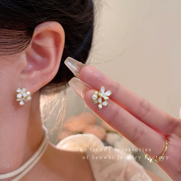 Women's Alloy Flower Electroplated Earrings With Pearl And Diamond Accents