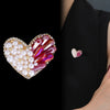 Women's Alloy Flower Pattern Electroplated Pearl Brooch Fashion Light Luxury Niche Elegant Corsage Pin Accessories