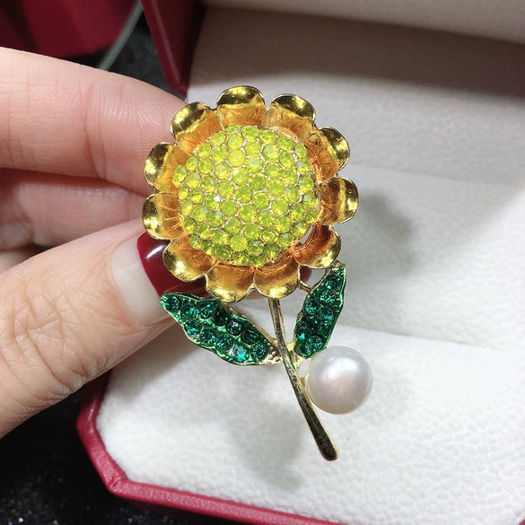 Women's Alloy Flower Shaped Electroplated Sunflower Pearl Brooch For Clothing Decoration