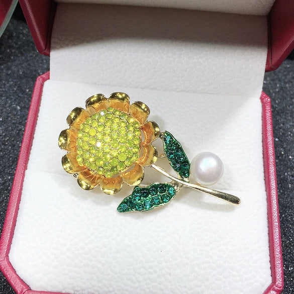 Women's Alloy Flower Shaped Electroplated Sunflower Pearl Brooch For Clothing Decoration