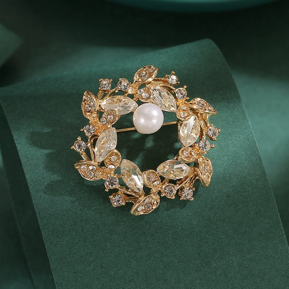 Women's Alloy Flower Shaped Retro Minimalist Electroplated Corsage Brooch Jewelry