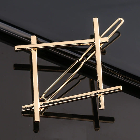 Women's Alloy Frog And Triangle Moon Hair Clip Electroplated Side Barrette With Simple Decorative Design