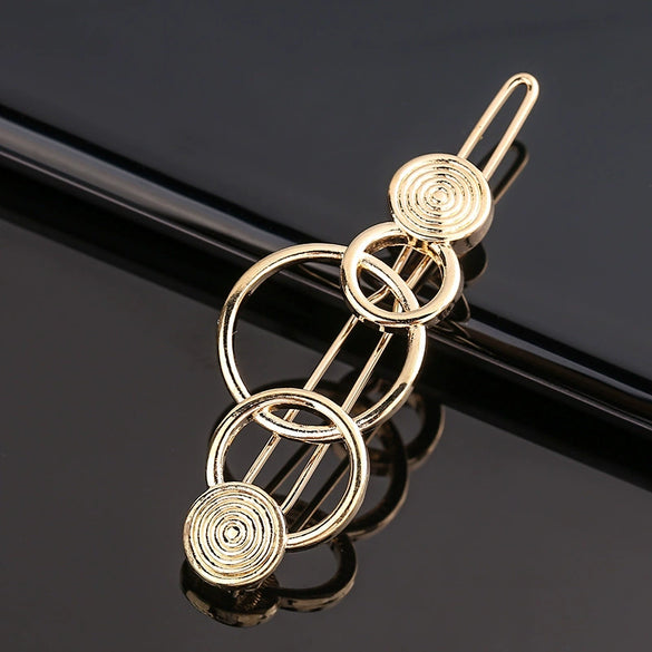 Women's Alloy Frog And Triangle Moon Hair Clip Electroplated Side Barrette With Simple Decorative Design