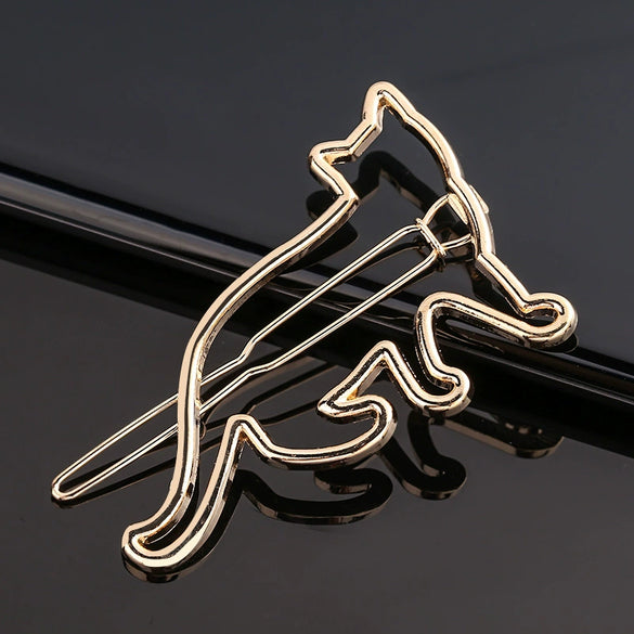 Women's Alloy Frog And Triangle Moon Hair Clip Electroplated Side Barrette With Simple Decorative Design