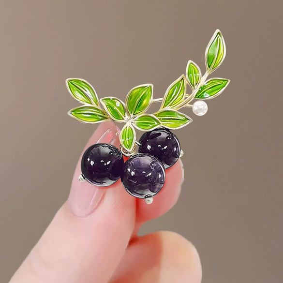 Women's Alloy Fruit Blueberry Electroplated Brooch Fashion Accessories