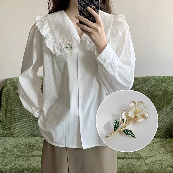 Women's Alloy Gardenia Flower Brooch Natural Style Electroplating Pin Accessories