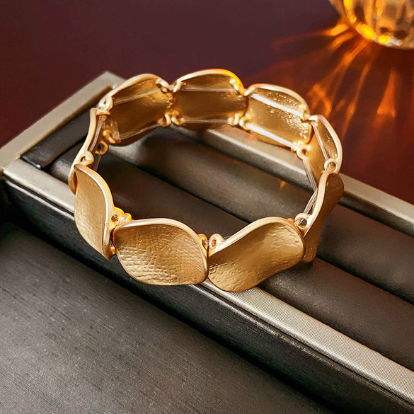 Women's Alloy Geometric Round Stitching Metal Electroplating Bracelet Jewelry