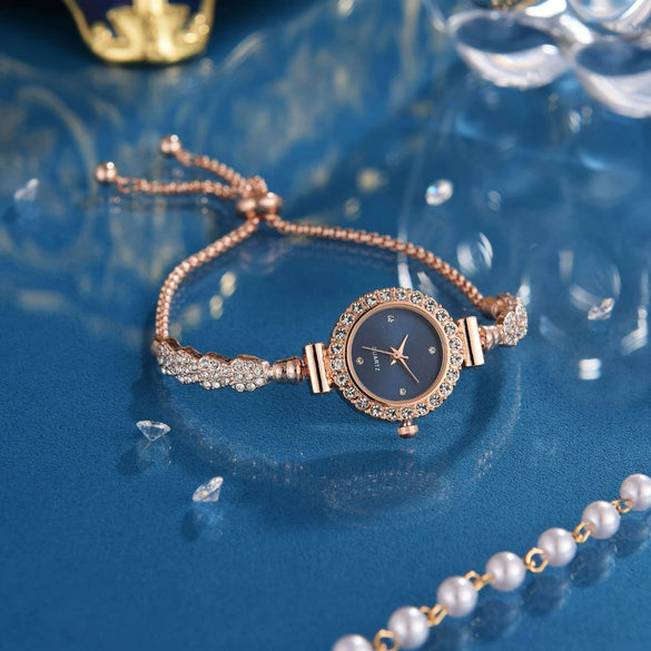 Women's Alloy Glass Quartz Fashion Round Bracelet Watch With Printed Logo