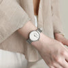 Women's Alloy Gold Watch Fashion Retro Style Round Dial Mineral Strengthened Glass Mirror Rose Gold Clasp Waterproof
