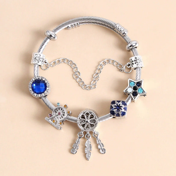 Women's Alloy Heart Flower Beaded Bracelet With Electroplated Finish Trendy Fashion Jewelry