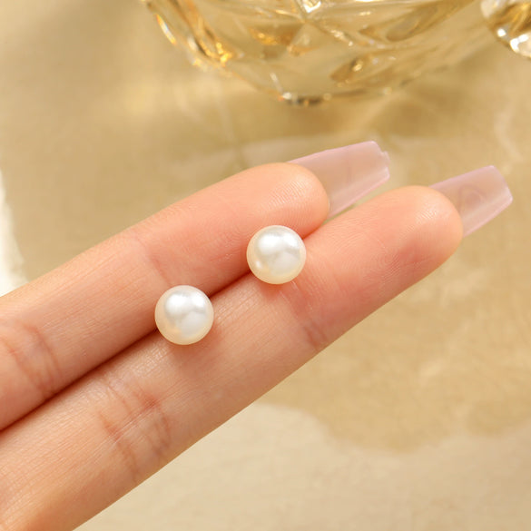 Women's Alloy Heart Shape Diamondembedded Electroplated Stud Earrings