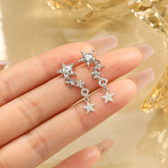 Women's Alloy Heart Shape Diamondembedded Electroplated Stud Earrings
