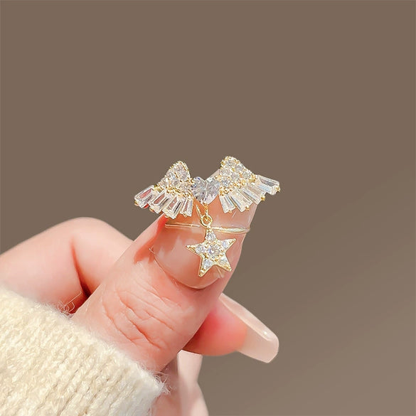 Women's Alloy Heart Shape Electroplated Original Design Brooch