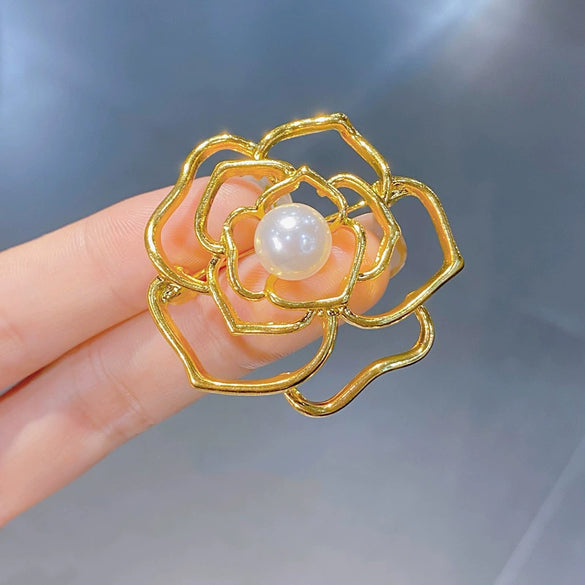 Women's Alloy Hollow Flower Electroplated Camellia Brooch Suit Pin Accessories