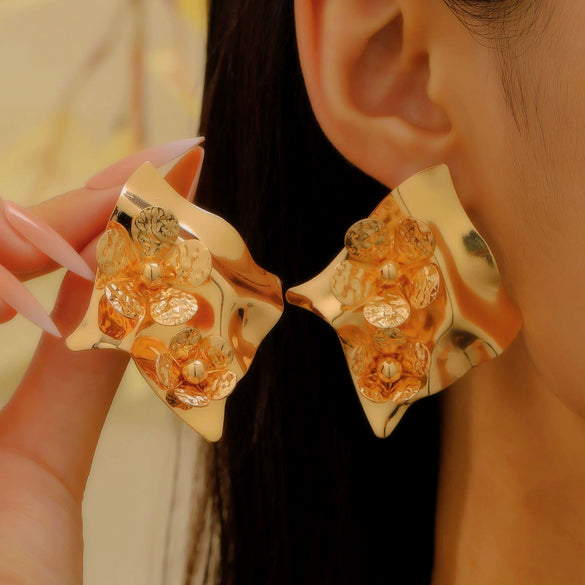 Women's Alloy Imitation Pearl Geometric Flower Electroplated Earrings