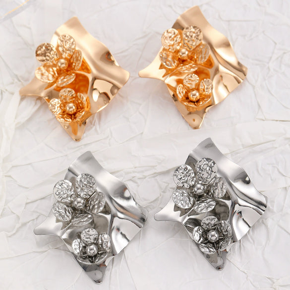 Women's Alloy Imitation Pearl Geometric Flower Electroplated Earrings