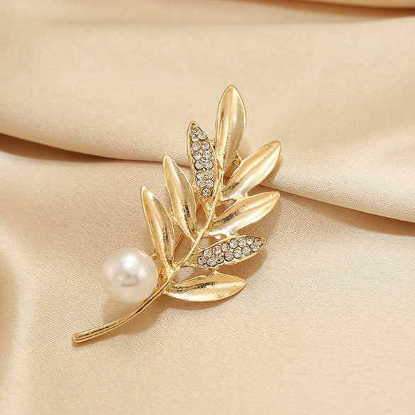 Women's Alloy Leaf Flower Brooch With Electroplating Design