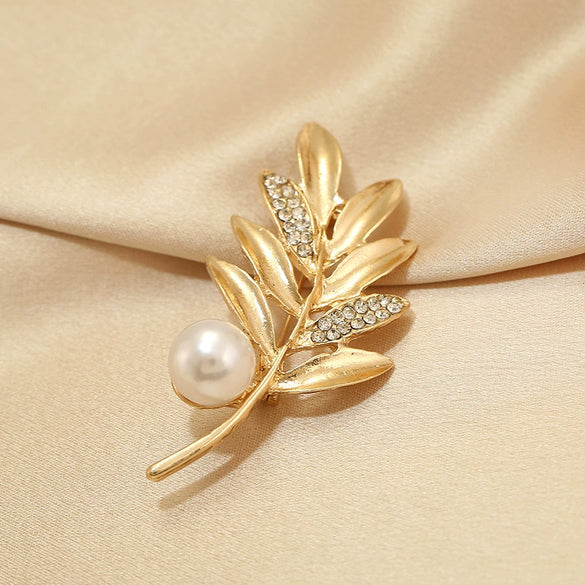 Women's Alloy Leaf Flower Brooch With Electroplating Design