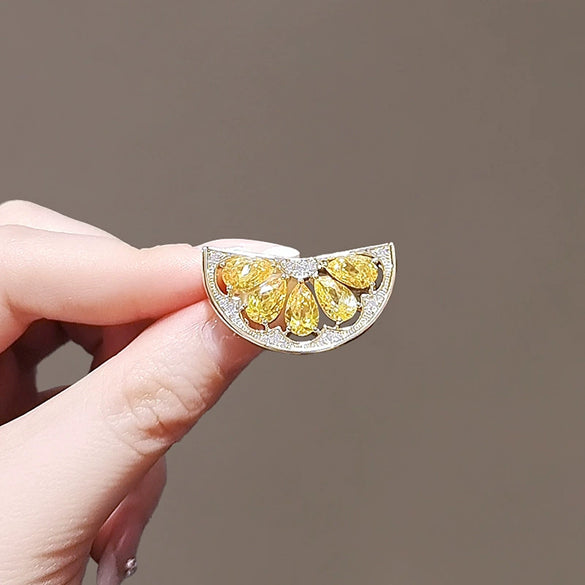 Women's Alloy Lemon Flower Brooch With Electroplating Treatment