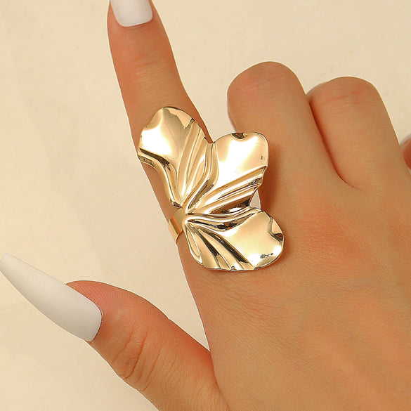 Women's Alloy Metal Geometric Style Ring With Flower Pattern And Electroplating