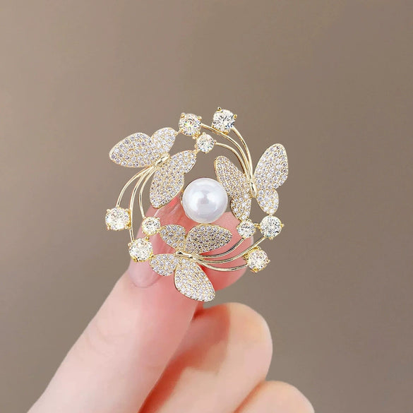 Women's Alloy Natural Flower Pattern Electroplated Antiexposure Brooch