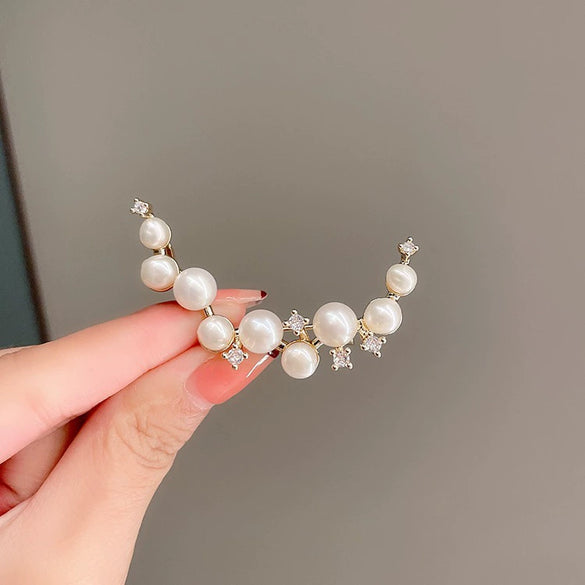Women's Alloy Pearl Meniscus Flower Brooch With Electroplating And Antislip Buckle Pin Accessories