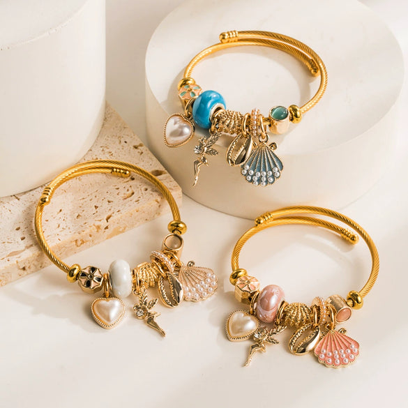 Women's Alloy Pearl Shell Heart Style Electroplated Bracelet