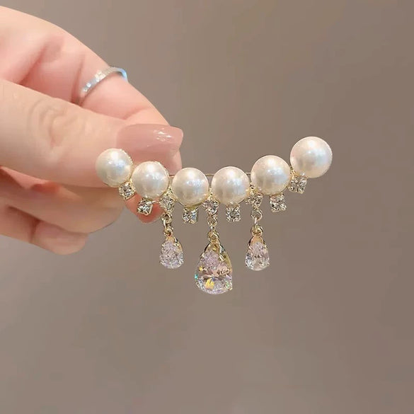 Women's Alloy Pearl Tassel Water Drop Zircon Brooch Electroplated