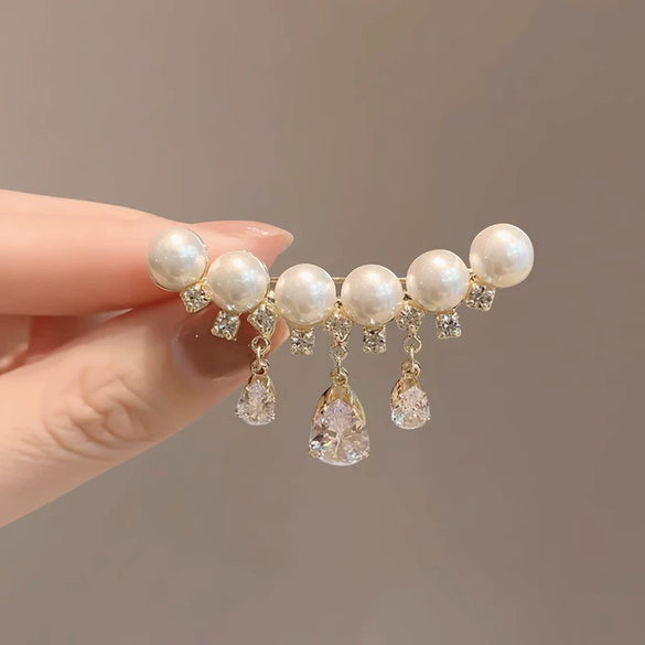 Women's Alloy Pearl Tassel Water Drop Zircon Brooch Electroplated