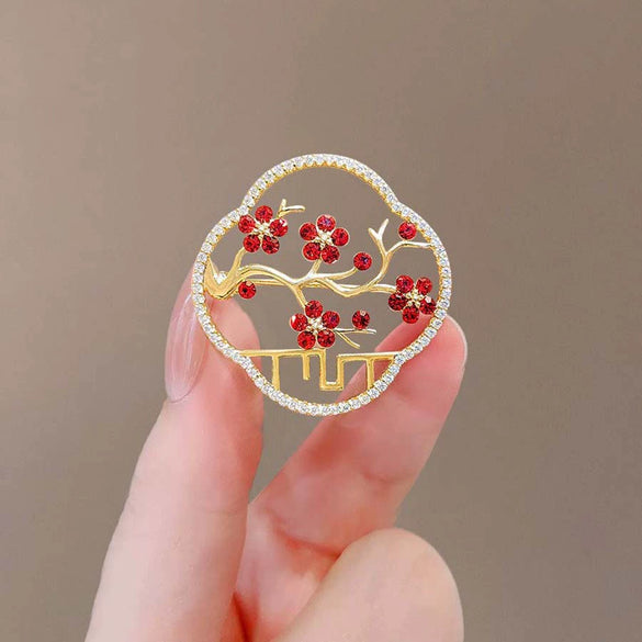 Women's Alloy Plum Blossom Retro Brooch With Electroplating