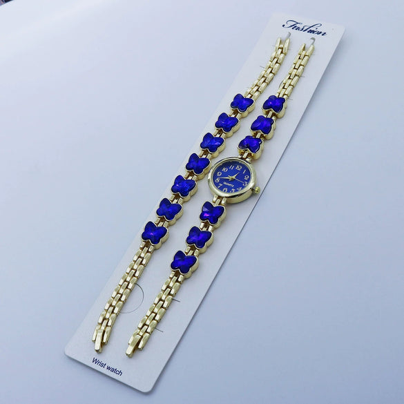 Women's Alloy Quartz Bracelet Watch Set With Round Dial And Fashion Style