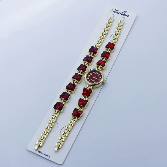 Women's Alloy Quartz Bracelet Watch Set With Round Dial And Fashion Style