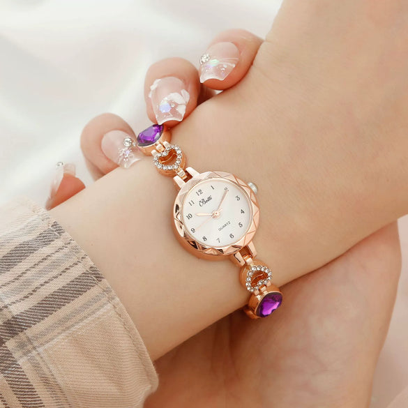 Women's Alloy Quartz Bracelet Watch With Round Dial And Luxury 3Piece Jewelry Watch Combination Suit