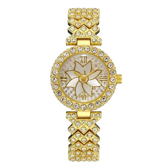 Women's Alloy Quartz Fashion Watch With Round Dial And Stainless Steel Clasp