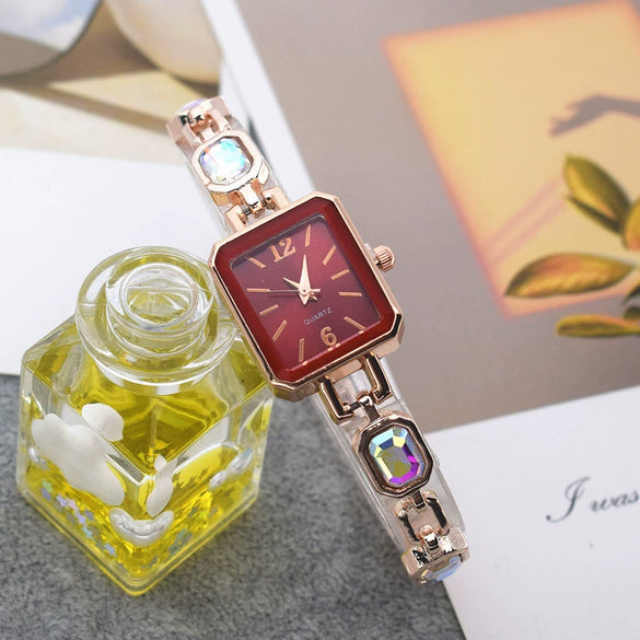 Women's Alloy Rectangle Dial Casual Midcentury Style Quartz Bracelet Watch