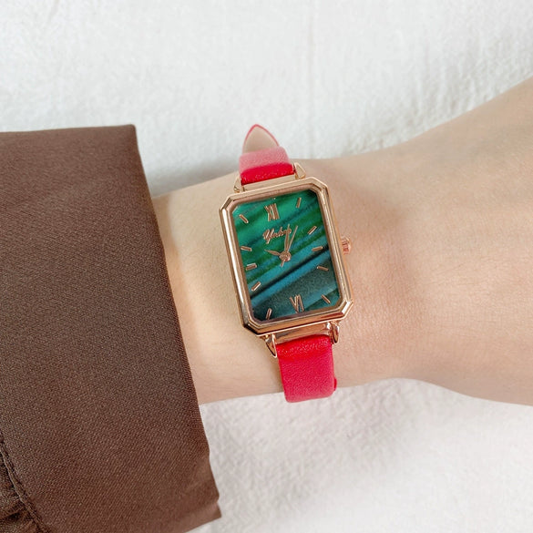 Women's Alloy Rectangular Leisure Watch With Ordinary Glass Mirror