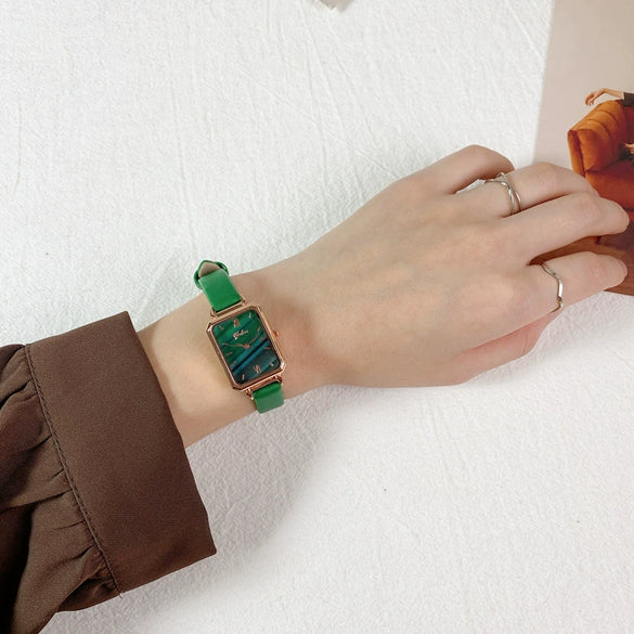 Women's Alloy Rectangular Leisure Watch With Ordinary Glass Mirror