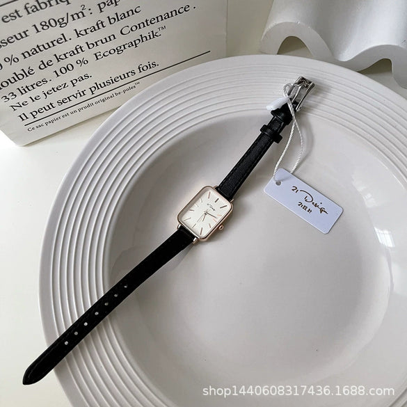 Women's Alloy Rectangular Quartz Watch Simple Retro And Fashionable Leisure Style
