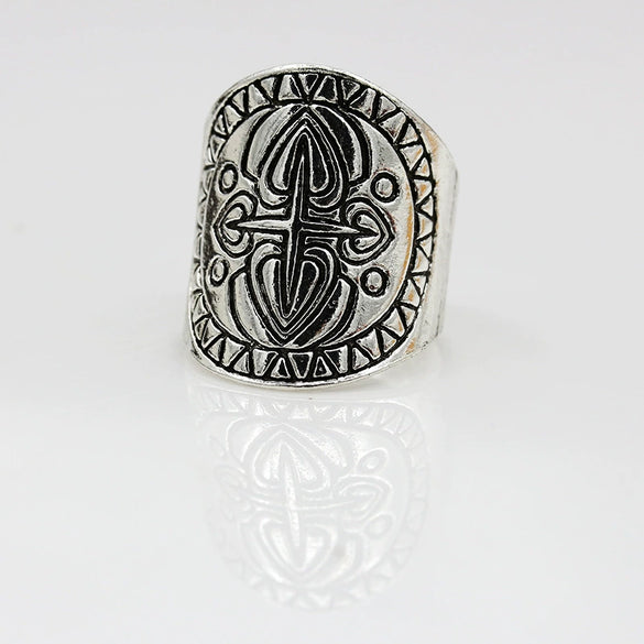 Women's Alloy Retro Carved Geometric Totem Finger Ring With Electroplating