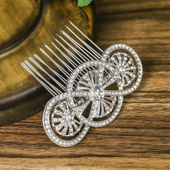 Women's Alloy Rhinestone Hair Comb Bridal Headdress With Rhombus Design Retro Elegant Style