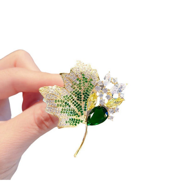 Women's Alloy Rhinestone Maple Leaf And Flower Style Electroplated Brooch