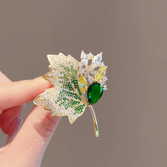 Women's Alloy Rhinestone Maple Leaf And Flower Style Electroplated Brooch