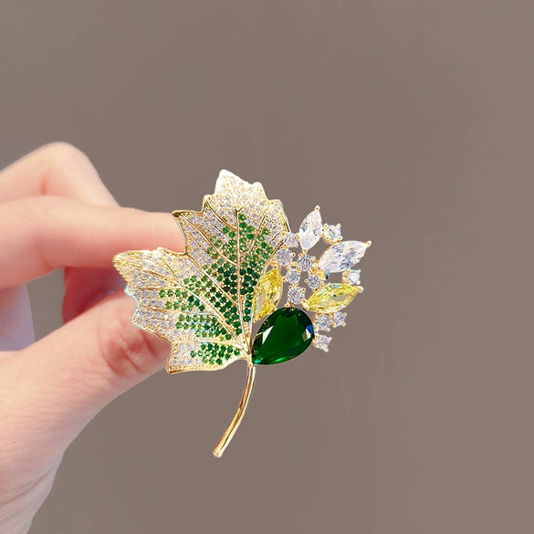 Women's Alloy Rhinestone Maple Leaf And Flower Style Electroplated Brooch