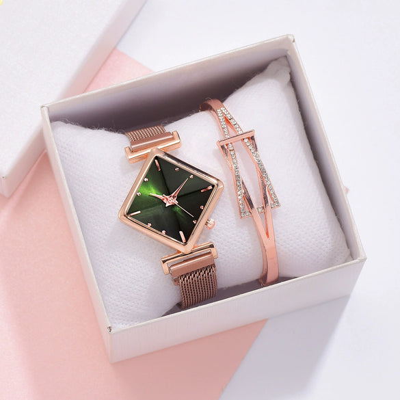 Women's Alloy Rhombus Quartz Watch Simple Personality Fashion With Printed Logo